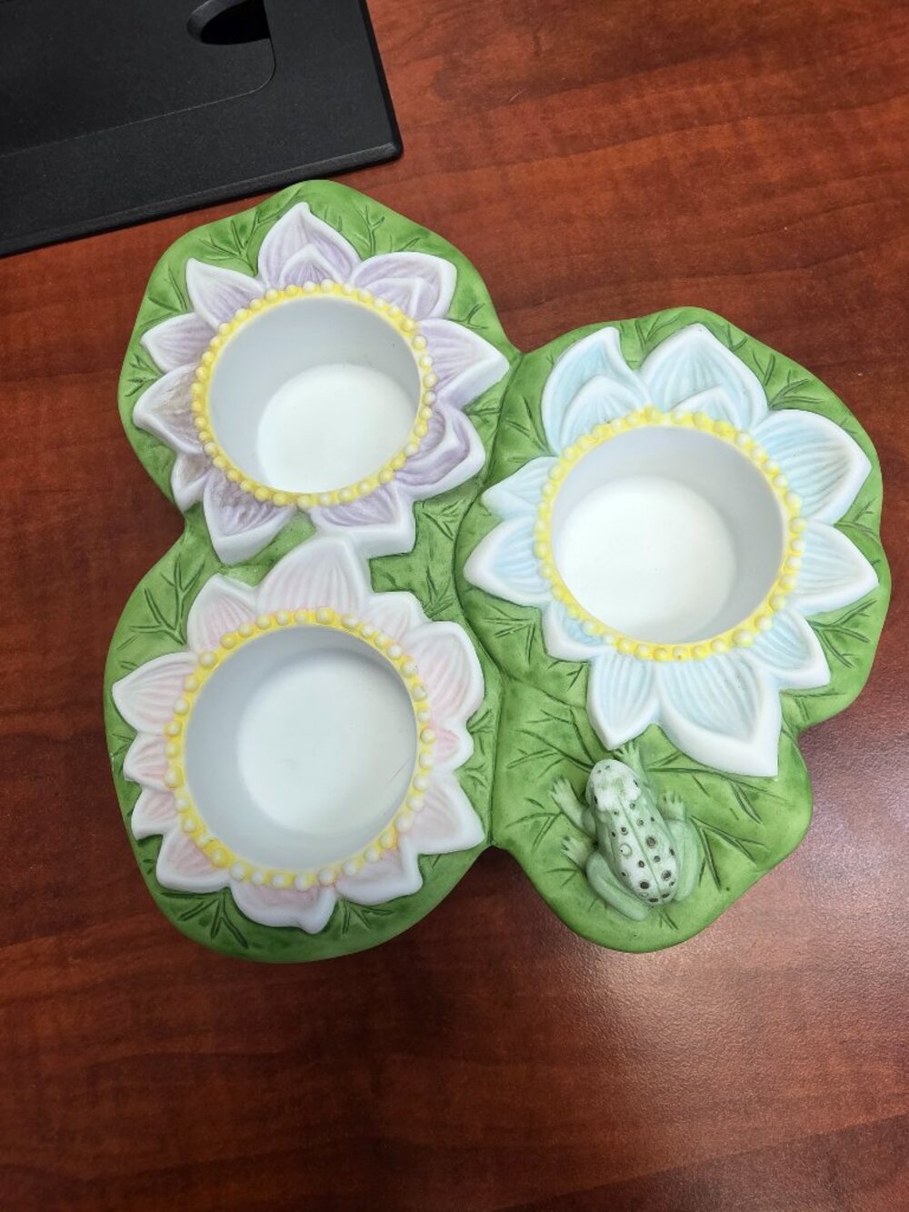 PartyLite Lily Pad Tea Light Holder
